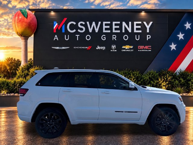 Used 2020 Jeep Grand Cherokee Altitude AWD/4WD image 6