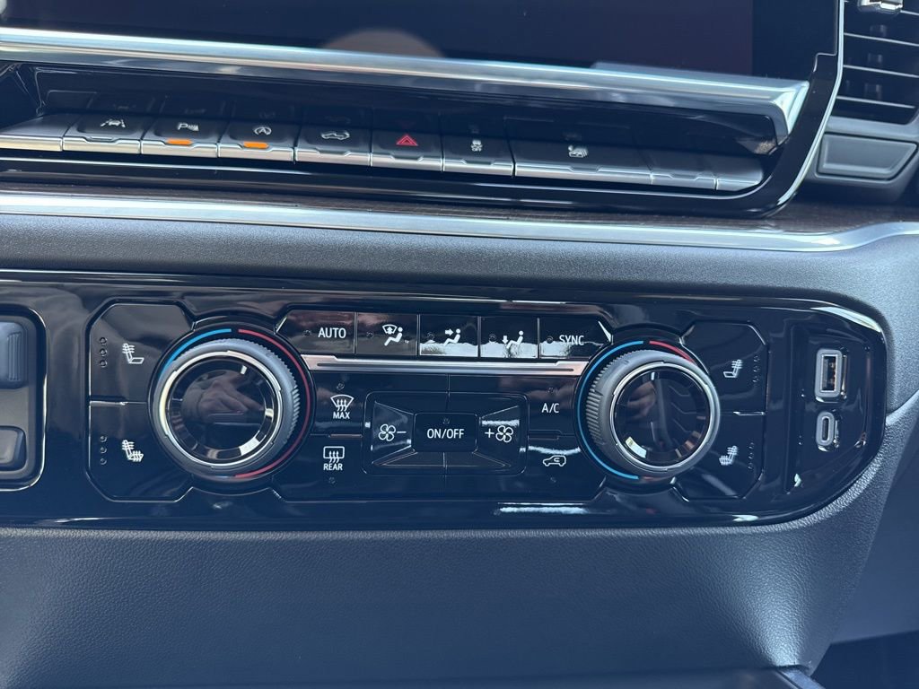 New 2025 Chevrolet Silverado 1500 RST w/ Convenience Package II AWD/4WD image 20