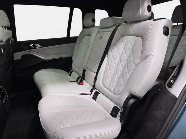 Certified 2026 BMW X7 xDrive40i AWD/4WD image 11