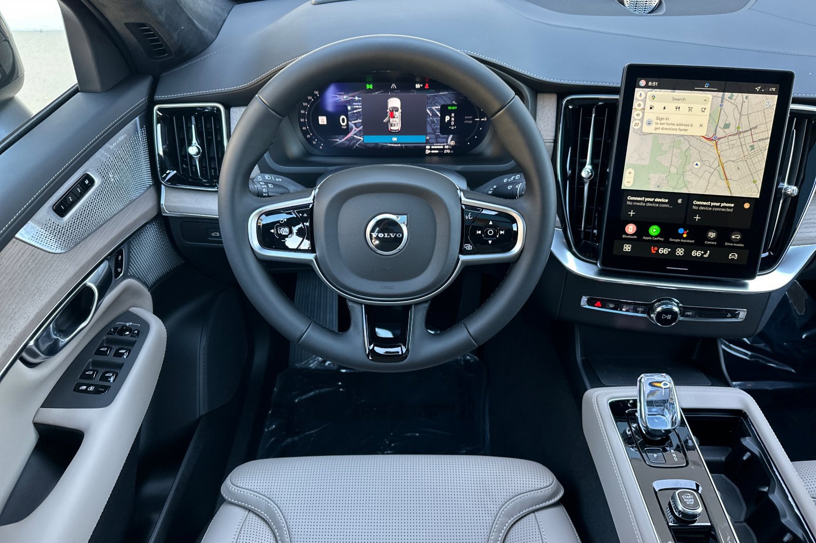 New 2026 Volvo XC90 T8 Ultra w/ Lounge Package image 12