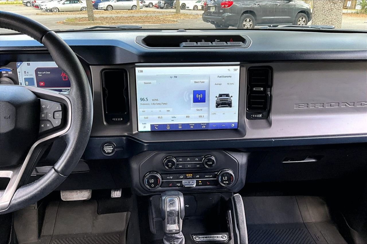 Used 2023 Ford Bronco Outer Banks image 9