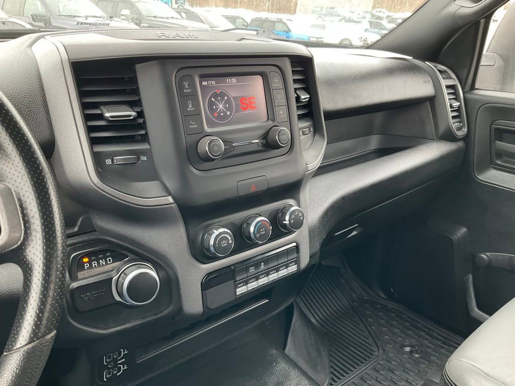 Used 2024 RAM 2500 Tradesman w/ Chrome Appearance Group image 11