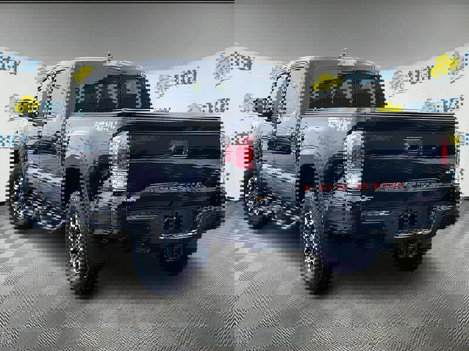 Used 2022 Toyota Tacoma TRD Off-Road image 4