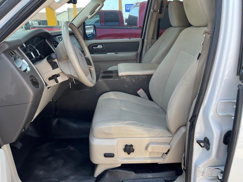 Used 2011 Ford Expedition XL RWD image 7