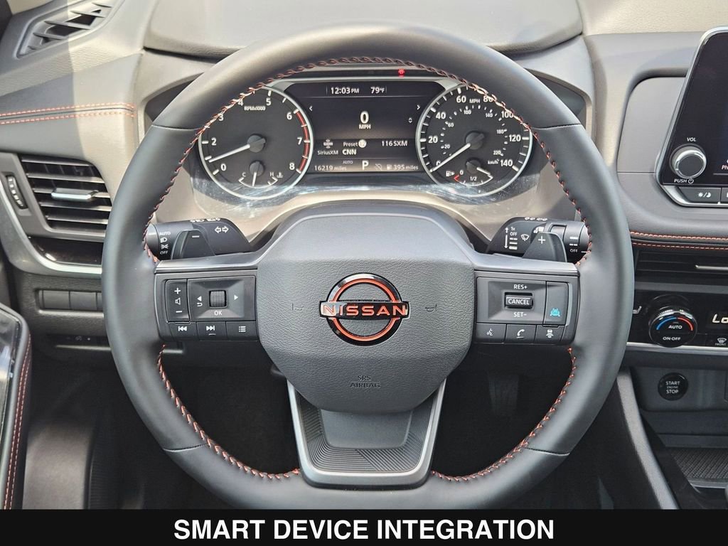 Used 2025 Nissan Rogue SV AWD/4WD image 23