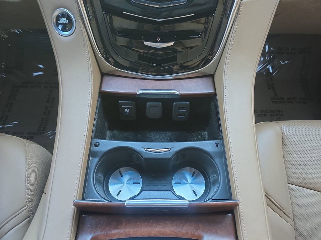 Used 2017 Cadillac Escalade Platinum image 12