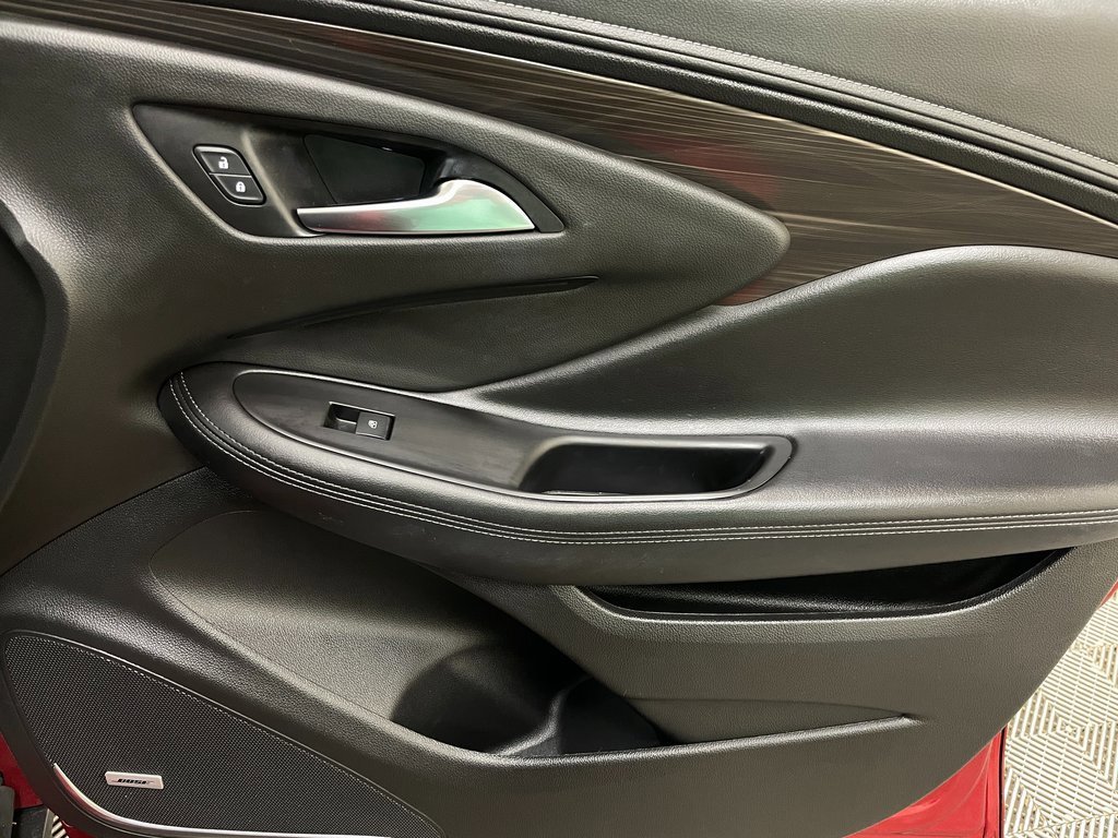 Certified 2019 Buick Envision Premium w/ LPO, Cargo Package image 43