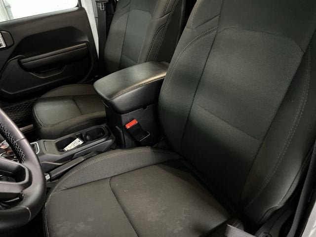 Used 2021 Jeep Gladiator Sport AWD/4WD image 18