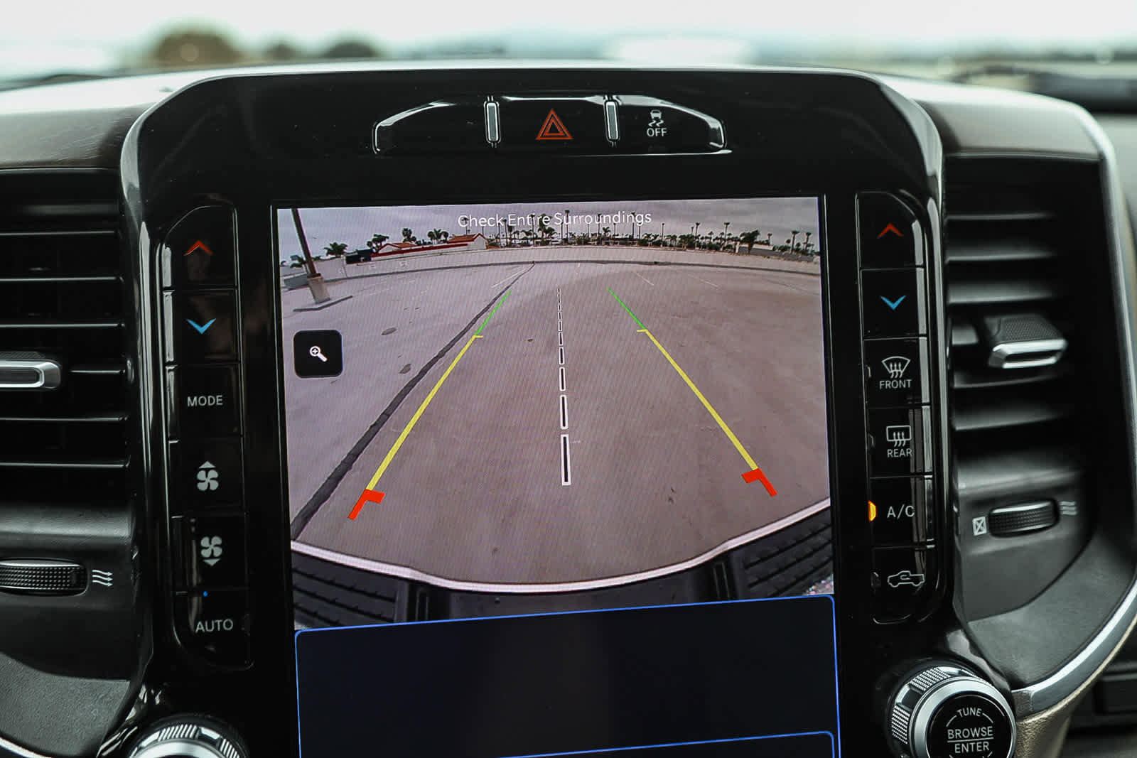 Used 2024 RAM 2500 Laramie image 23