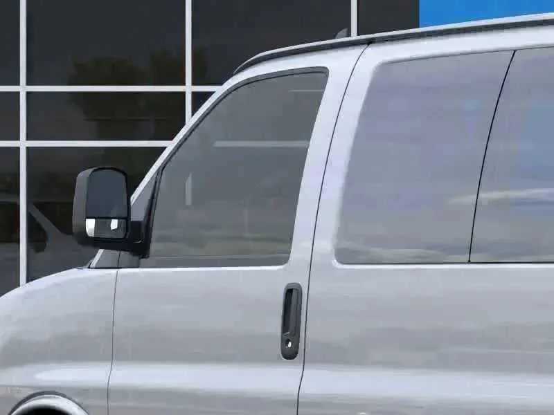 New 2025 GMC Savana 3500 LT w/ LT Preferred Equipment Group RWD image 5