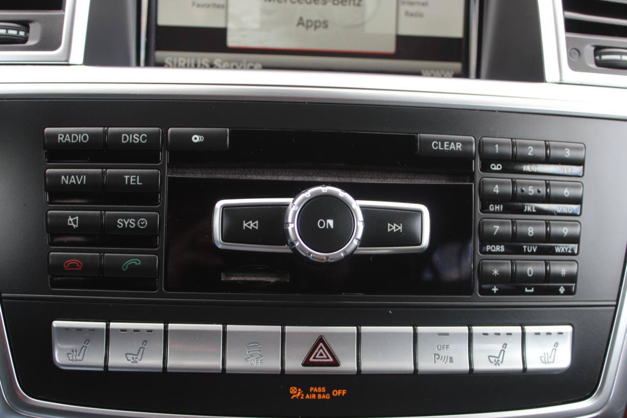 Used 2014 Mercedes-Benz GL 550 4MATIC image 37
