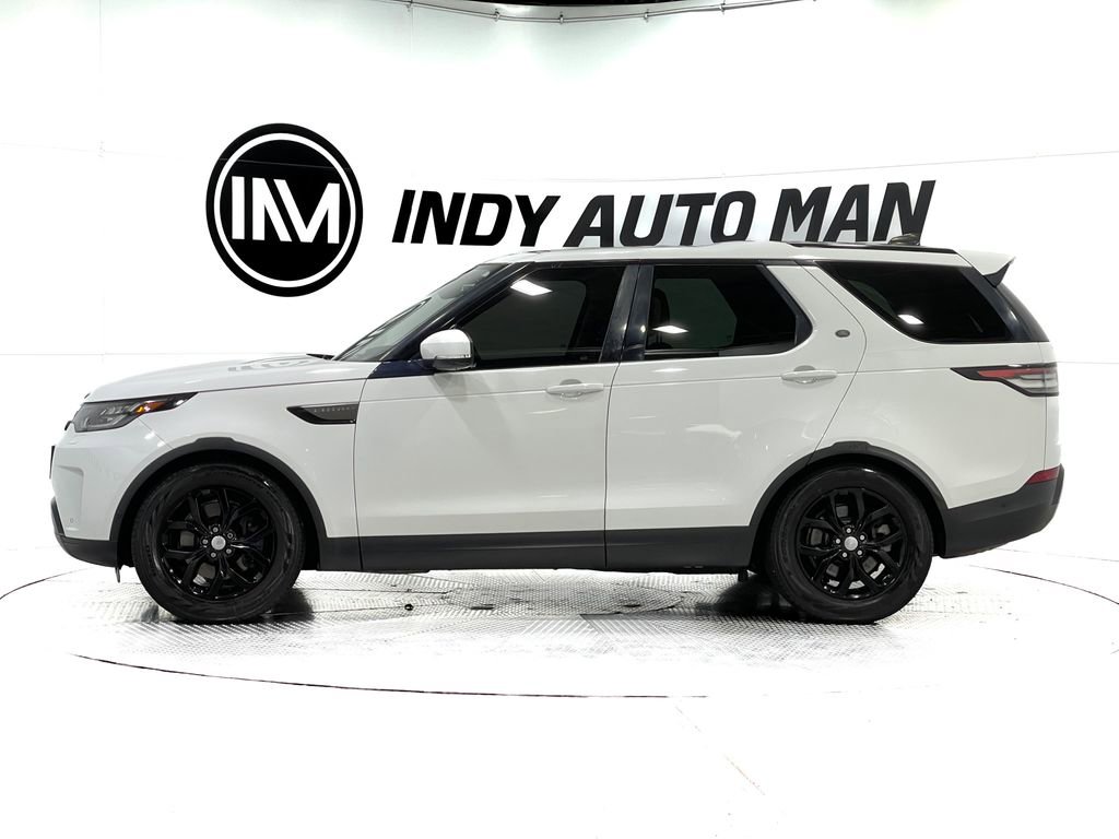 Used 2017 Land Rover Discovery SE image 7