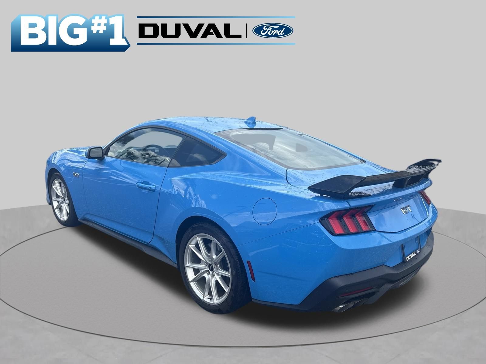 Used 2024 Ford Mustang GT RWD image 4