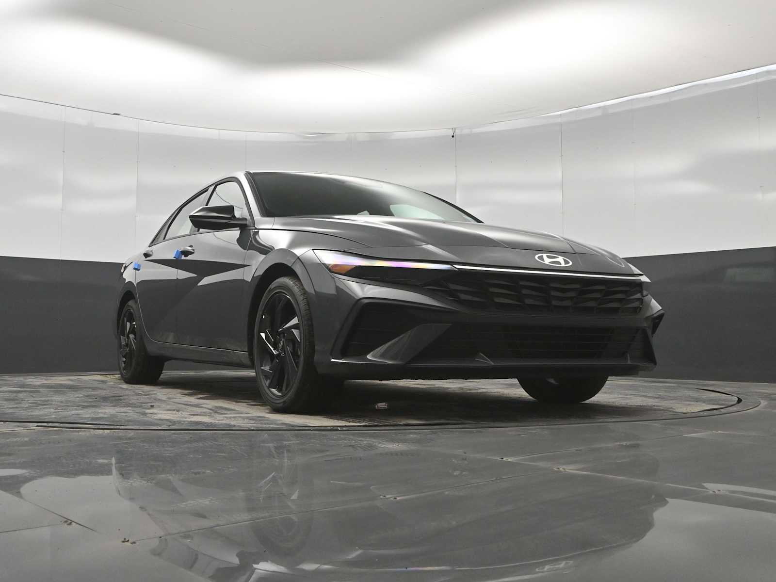 New 2026 Hyundai Elantra SEL Sport FWD image 32
