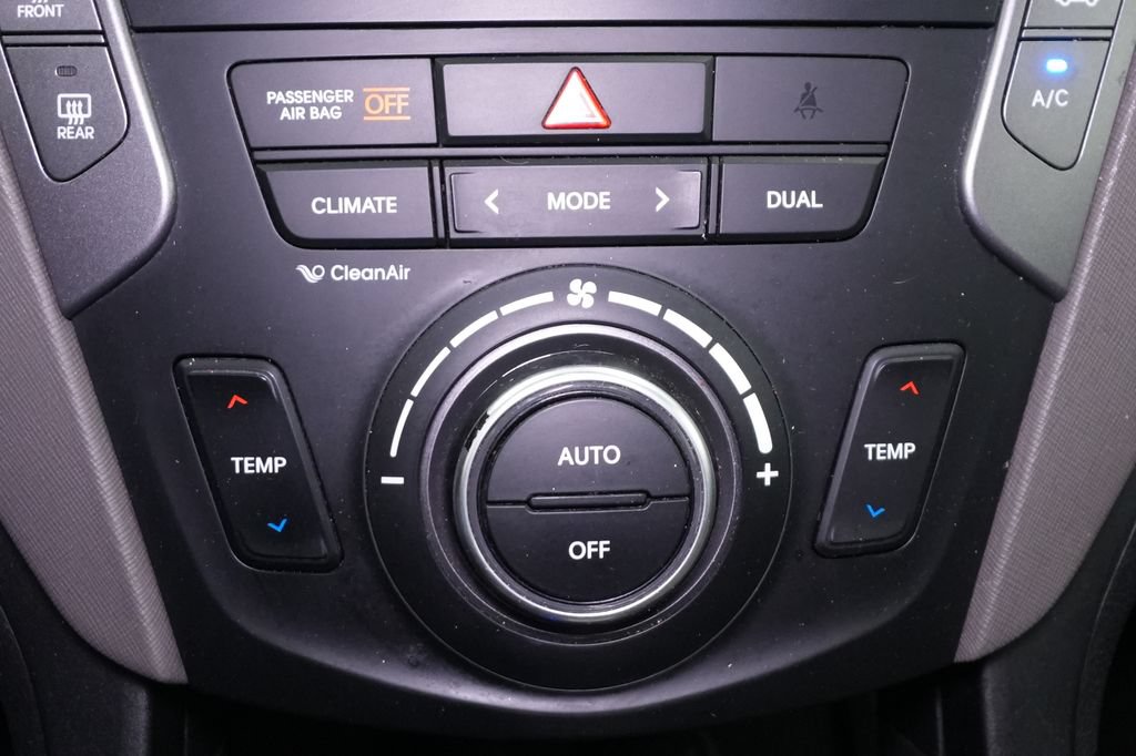 Used 2014 Hyundai Santa Fe Sport 2.0T w/ Technology Package 05 AWD/4WD image 37