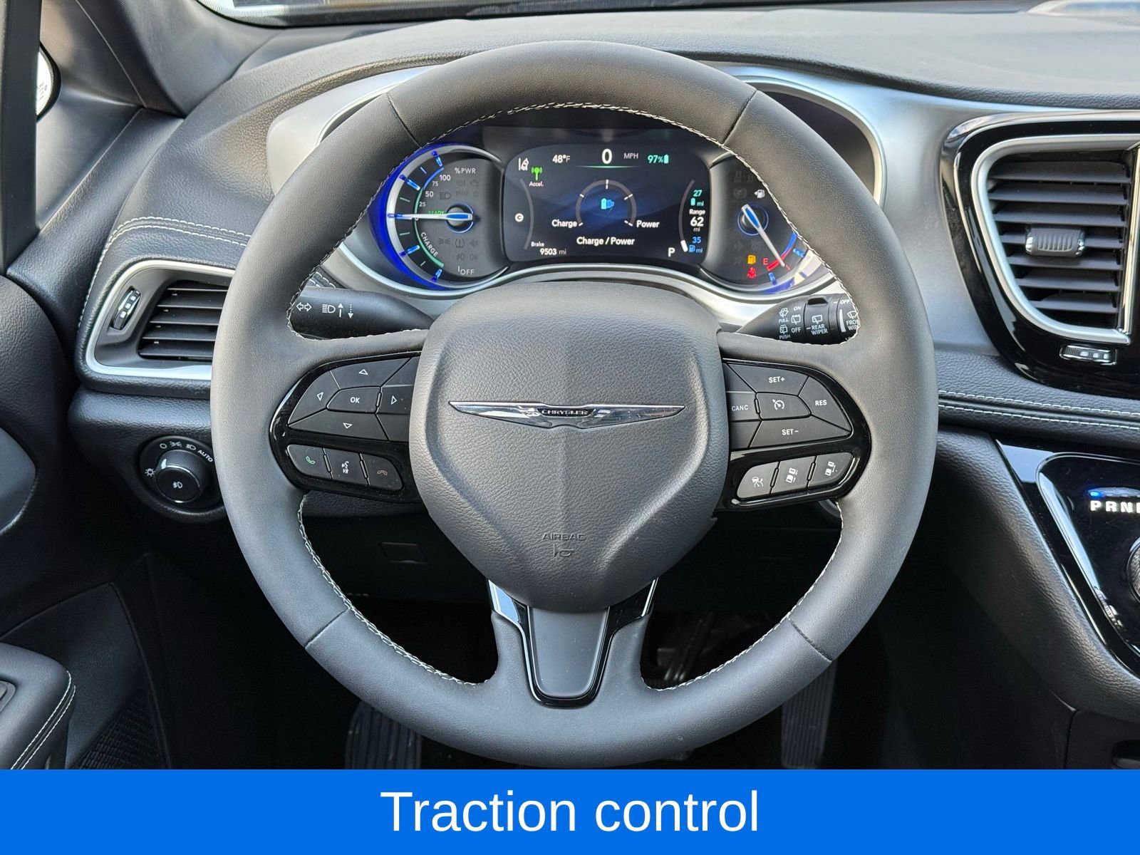 Used 2023 Chrysler Pacifica Touring-L w/ Uconnect Theater Family Group image 38