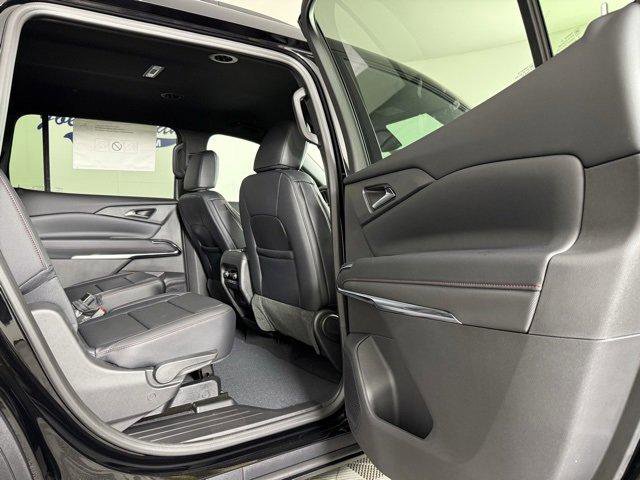 New 2026 Chevrolet Traverse Z71 w/ Driver Confidence Package image 20