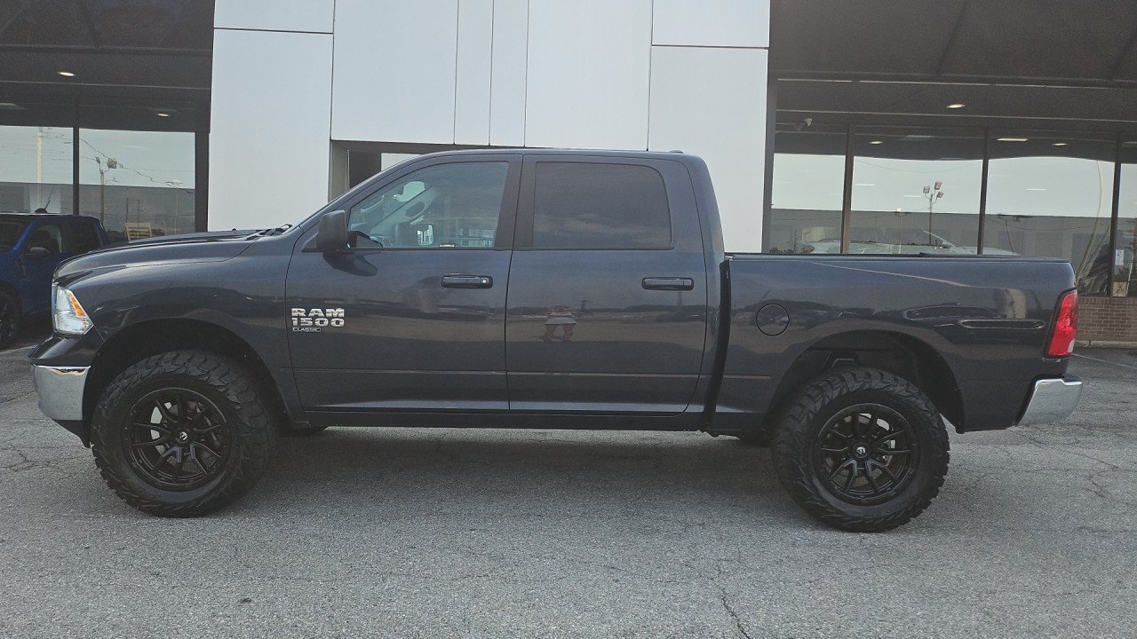 Used 2021 RAM 1500 Classic SLT AWD/4WD image 2