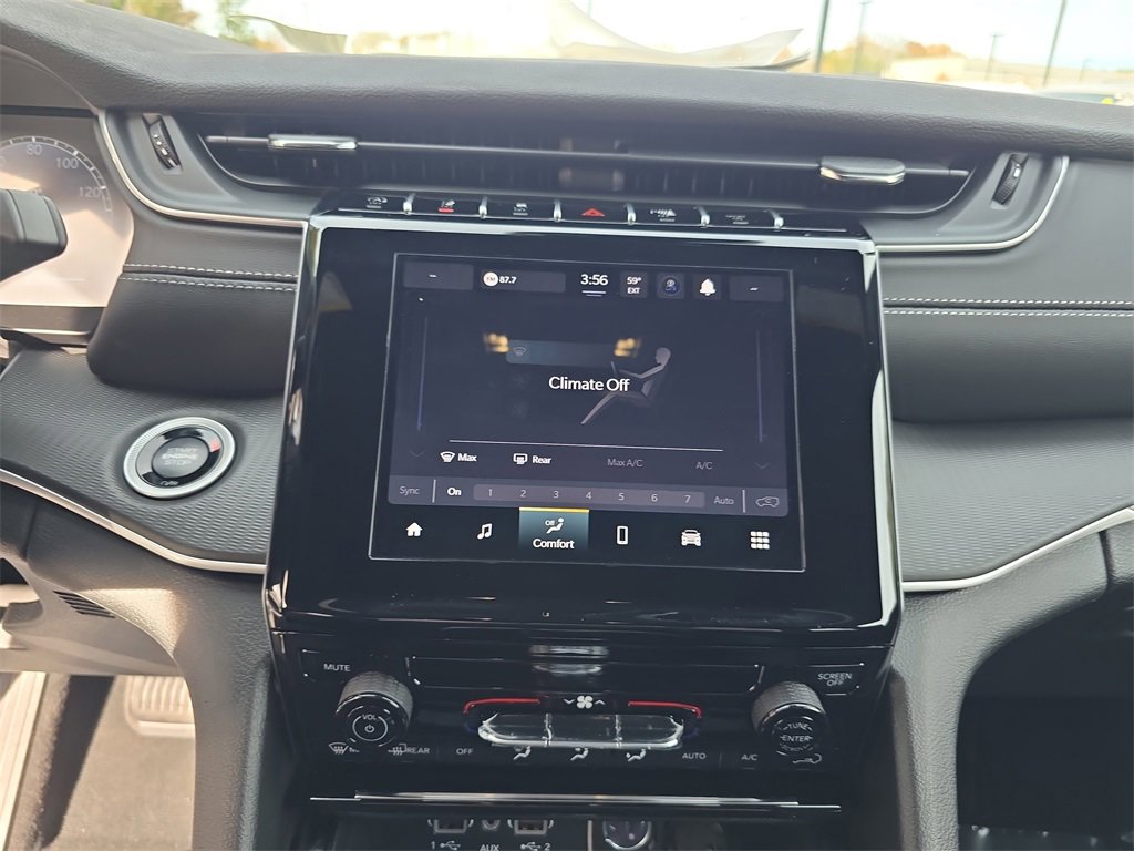 New 2025 Jeep Grand Cherokee Laredo X image 20