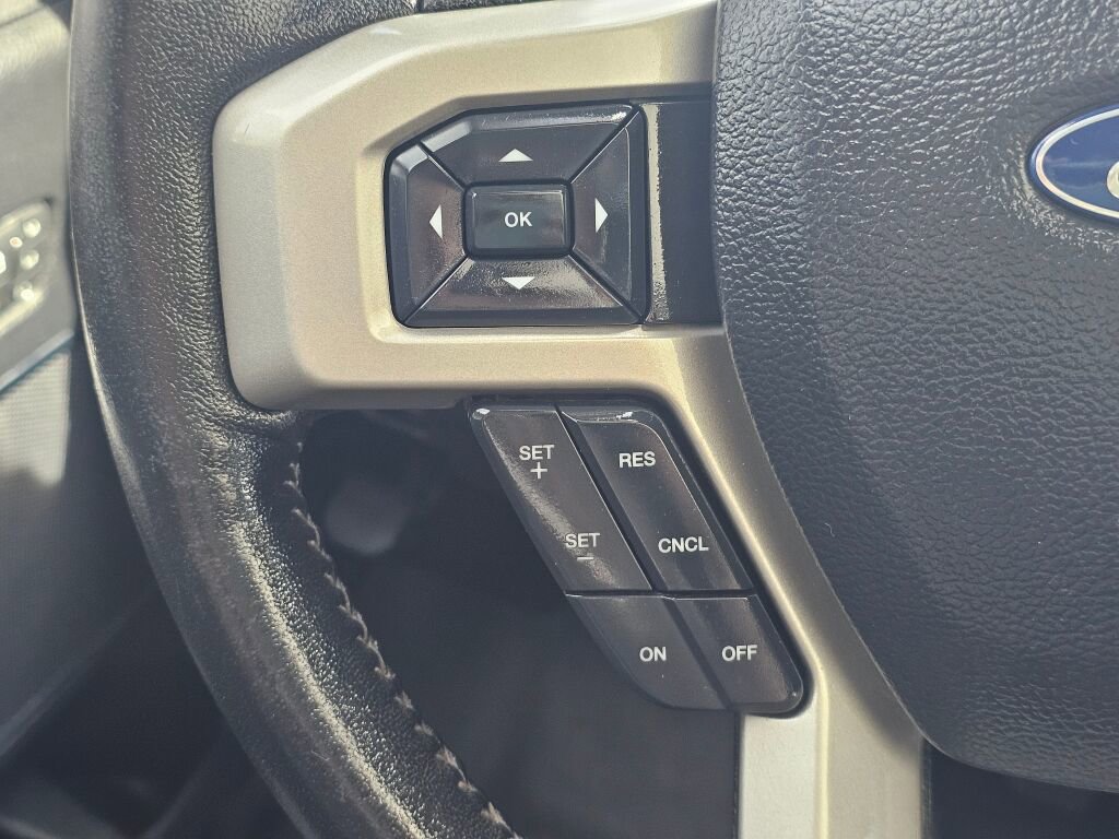 Used 2020 Ford F250 Lariat w/ Lariat Ultimate Package AWD/4WD image 26