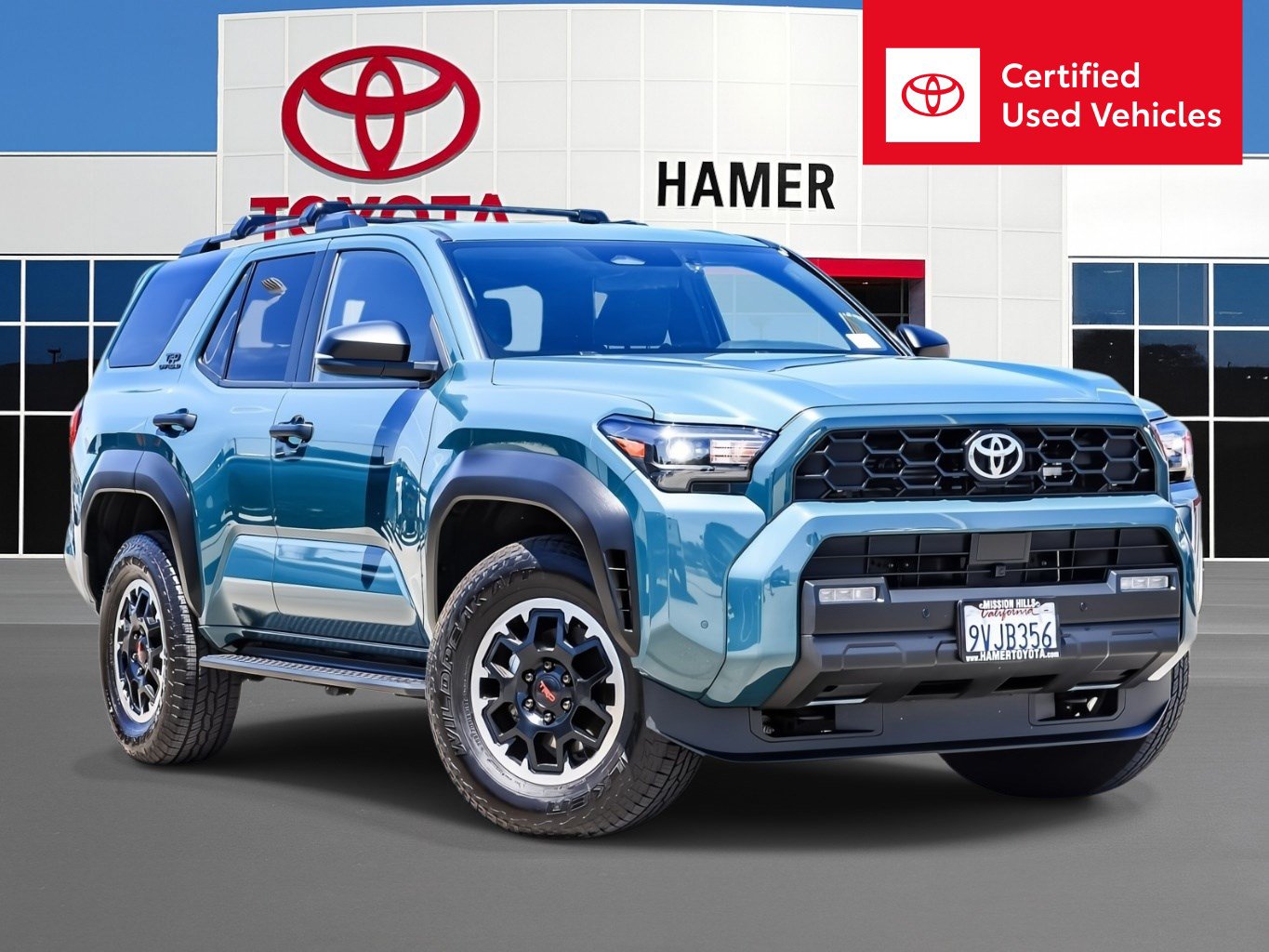 Certified 2025 Toyota 4Runner TRD Off-Road AWD/4WD image 1