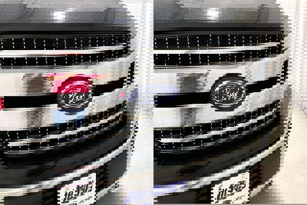 Used 2019 Ford F150 XLT w/ Equipment Group 302A Luxury image 7