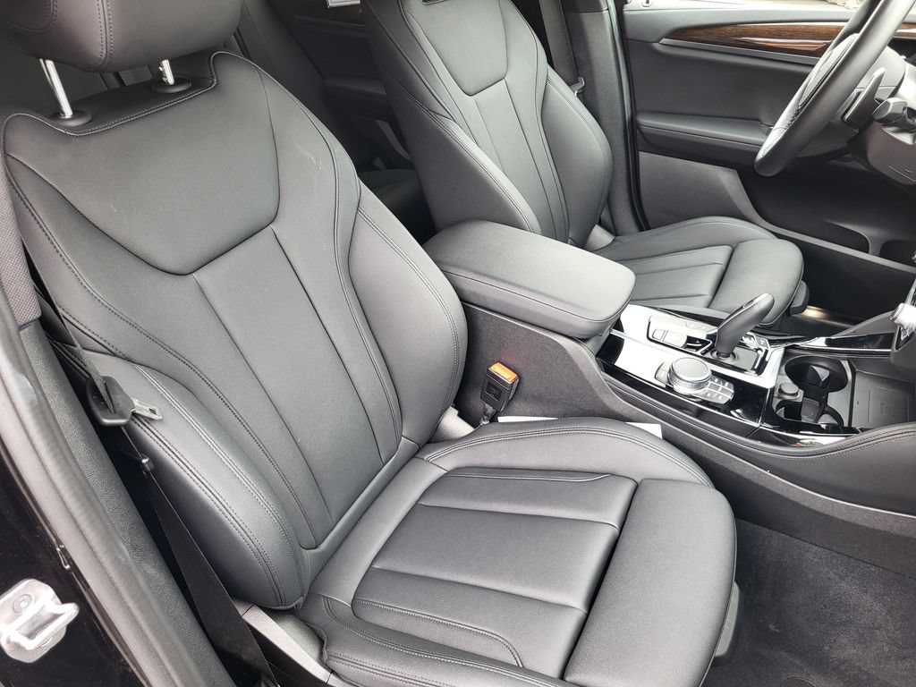 Used 2021 BMW X4 M40i AWD/4WD image 24