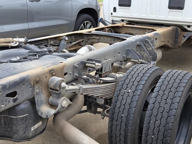 Used 2025 RAM 5500 Tradesman AWD/4WD image 4