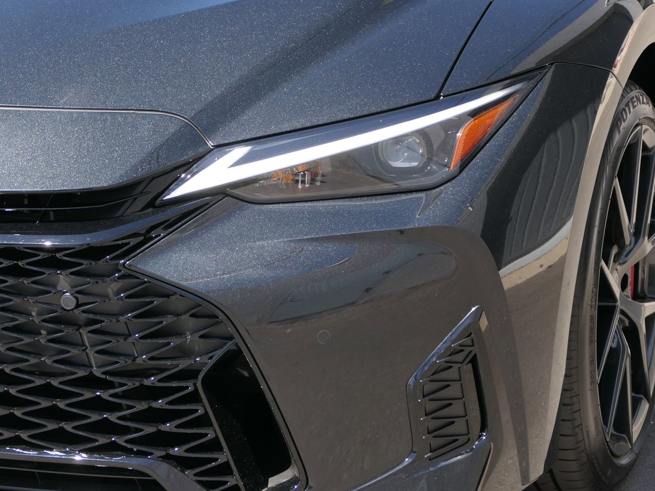 Used 2026 Lexus IS 350 F Sport w/ Accessory Package Z1 RWD image 9