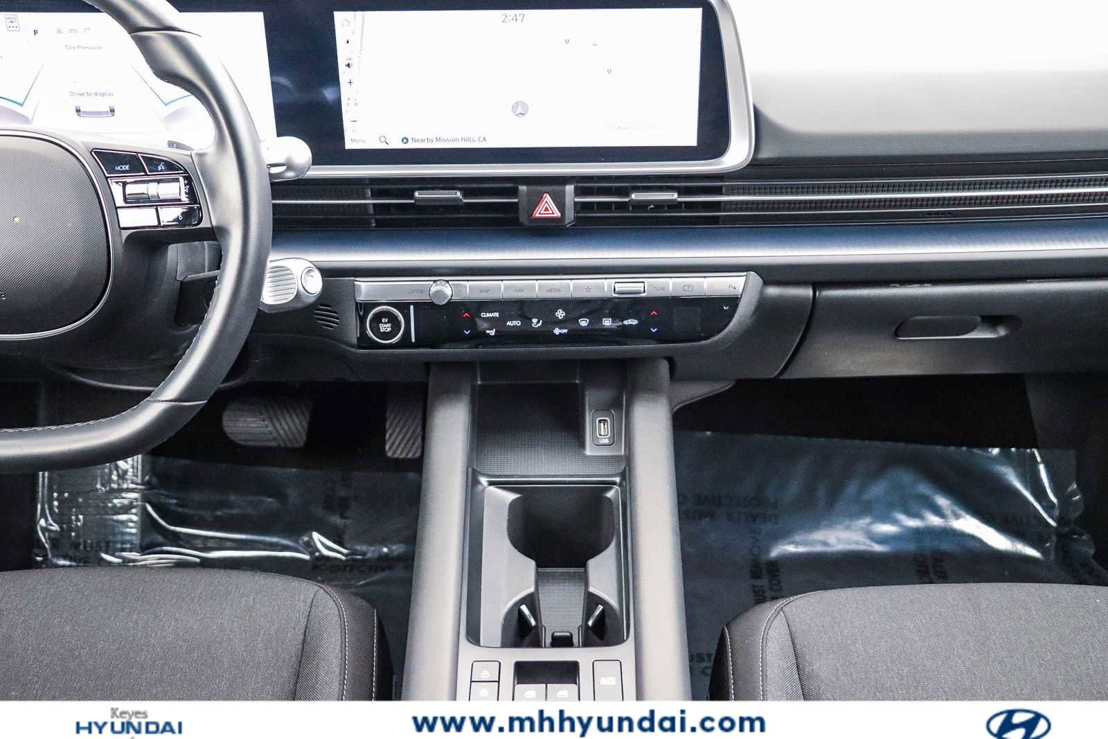 Used 2024 Hyundai Ioniq 6 Limited RWD image 12