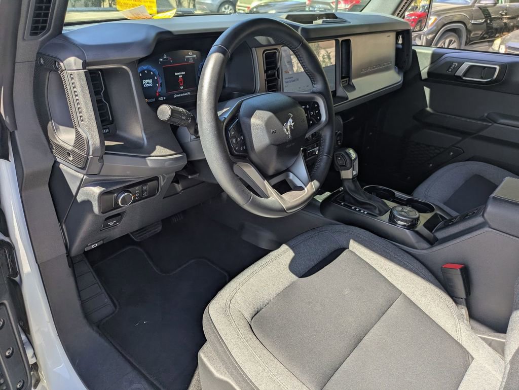 Used 2025 Ford Bronco Big Bend image 17