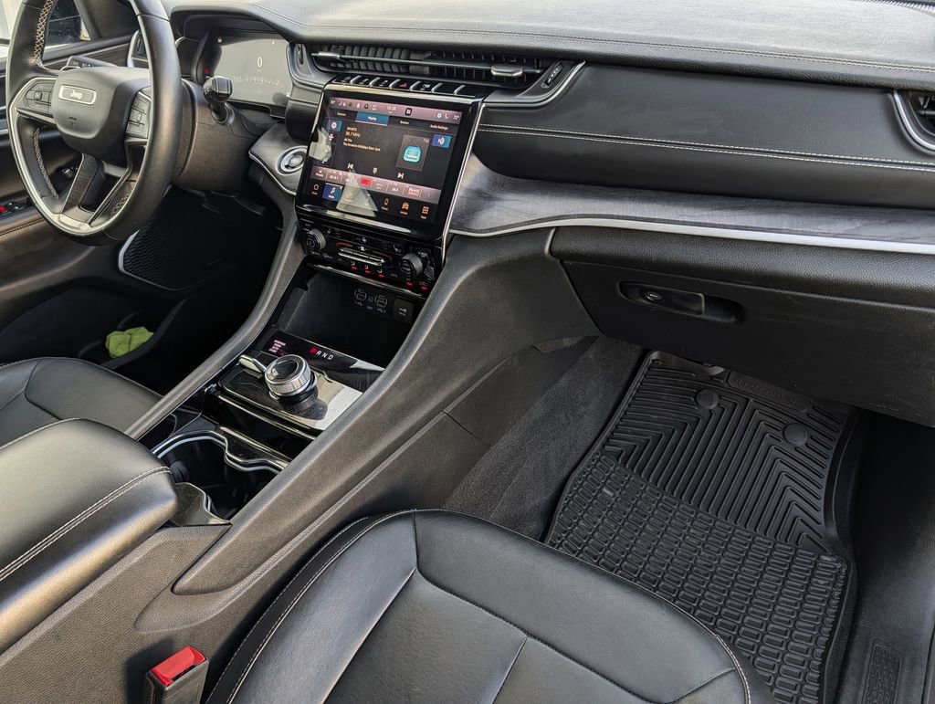 Used 2022 Jeep Grand Cherokee L Limited image 34