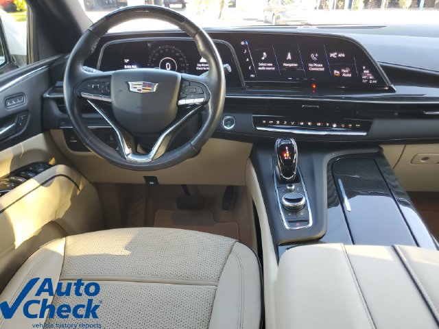 Used 2024 Cadillac Escalade ESV Premium Luxury RWD image 18