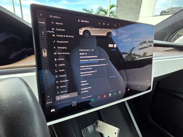 Used 2022 Tesla Model X AWD/4WD image 34