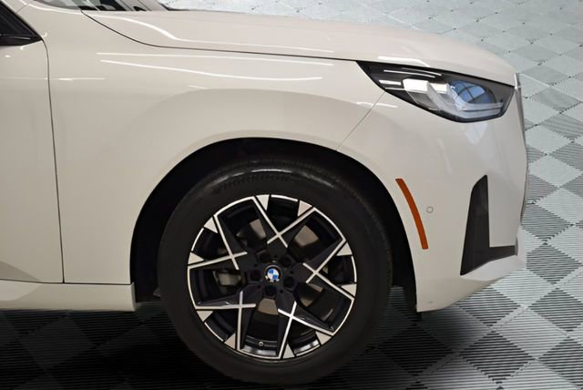 Used 2025 BMW X3 xDrive30 AWD/4WD image 13