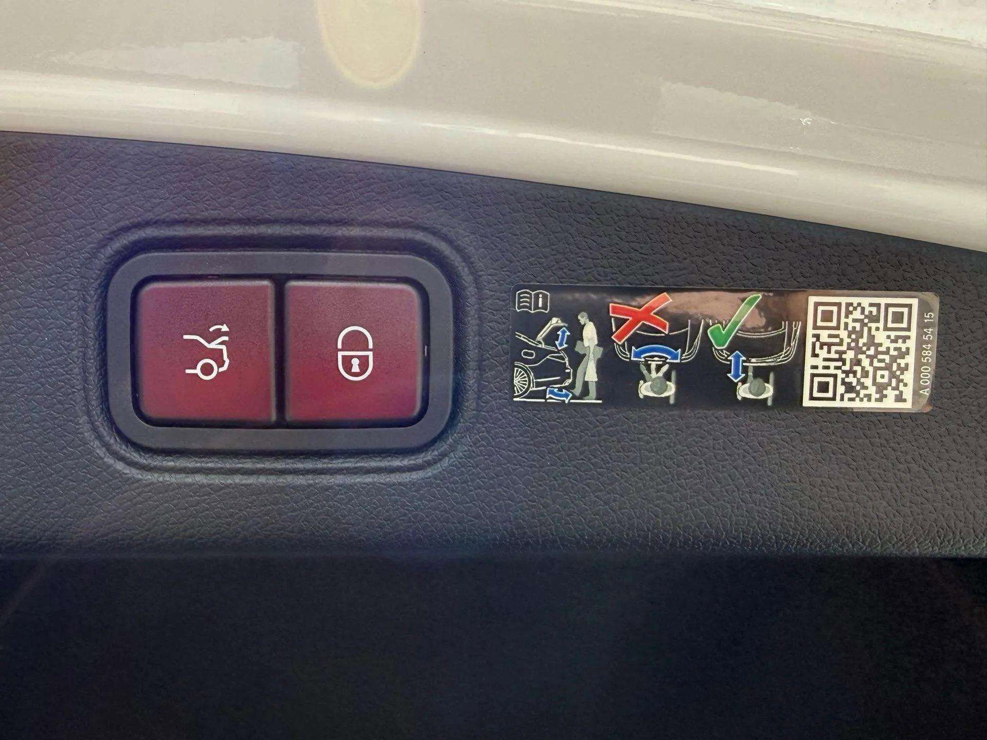 Used 2022 Mercedes-Benz E 450 Coupe image 23