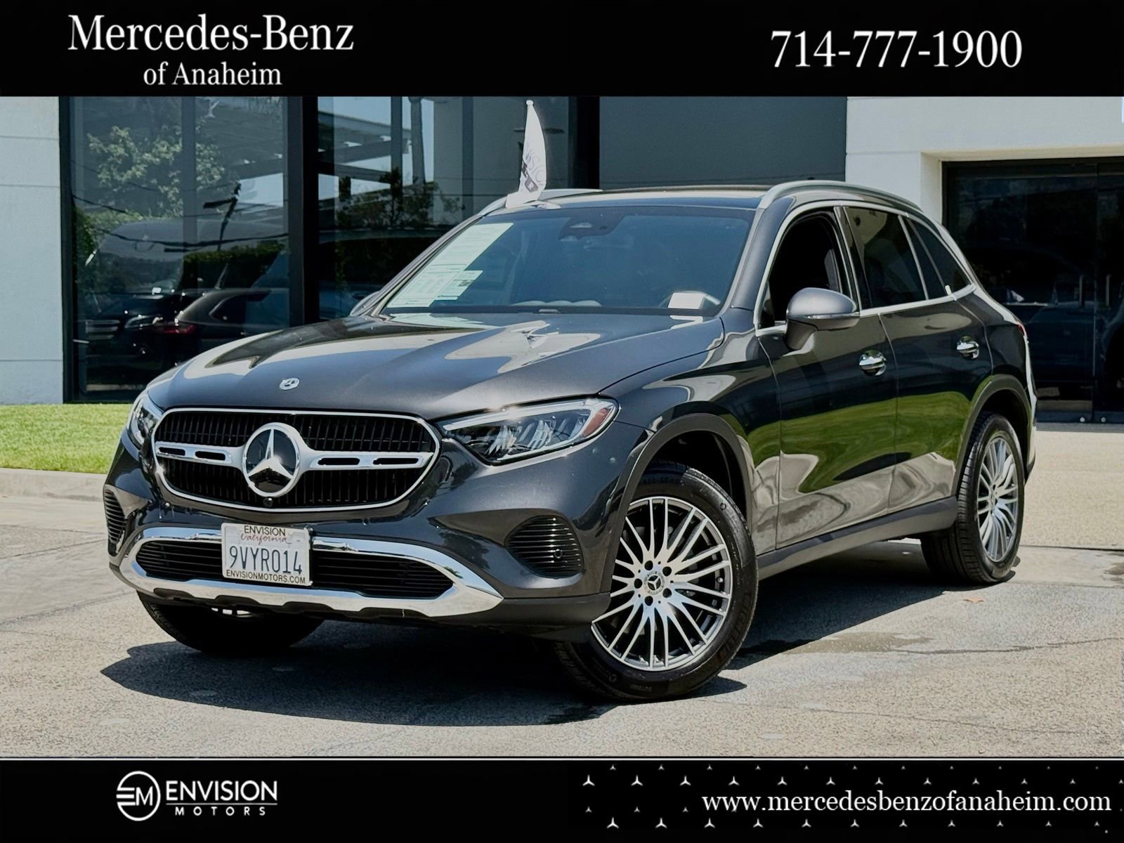Used 2026 Mercedes-Benz GLC 300 image 1