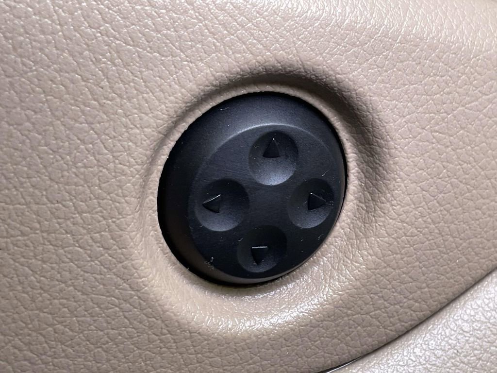 Used 2013 Mercedes-Benz ML 350 4MATIC image 17