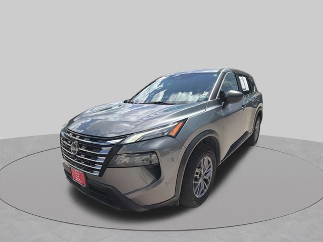 Used 2024 Nissan Rogue S AWD/4WD image 10