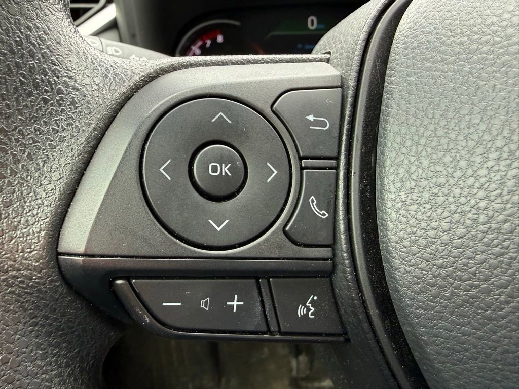 Used 2024 Toyota RAV4 LE FWD image 19