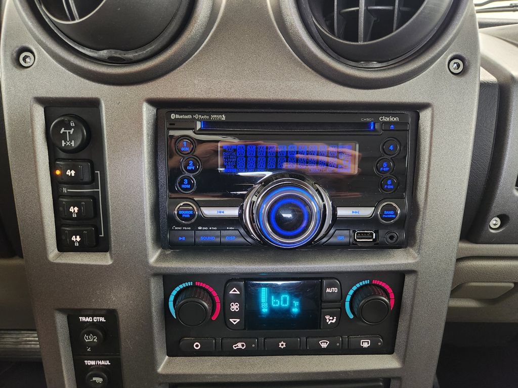 Used 2003 HUMMER H2 w/ Preferred Equipment Group AWD/4WD image 16