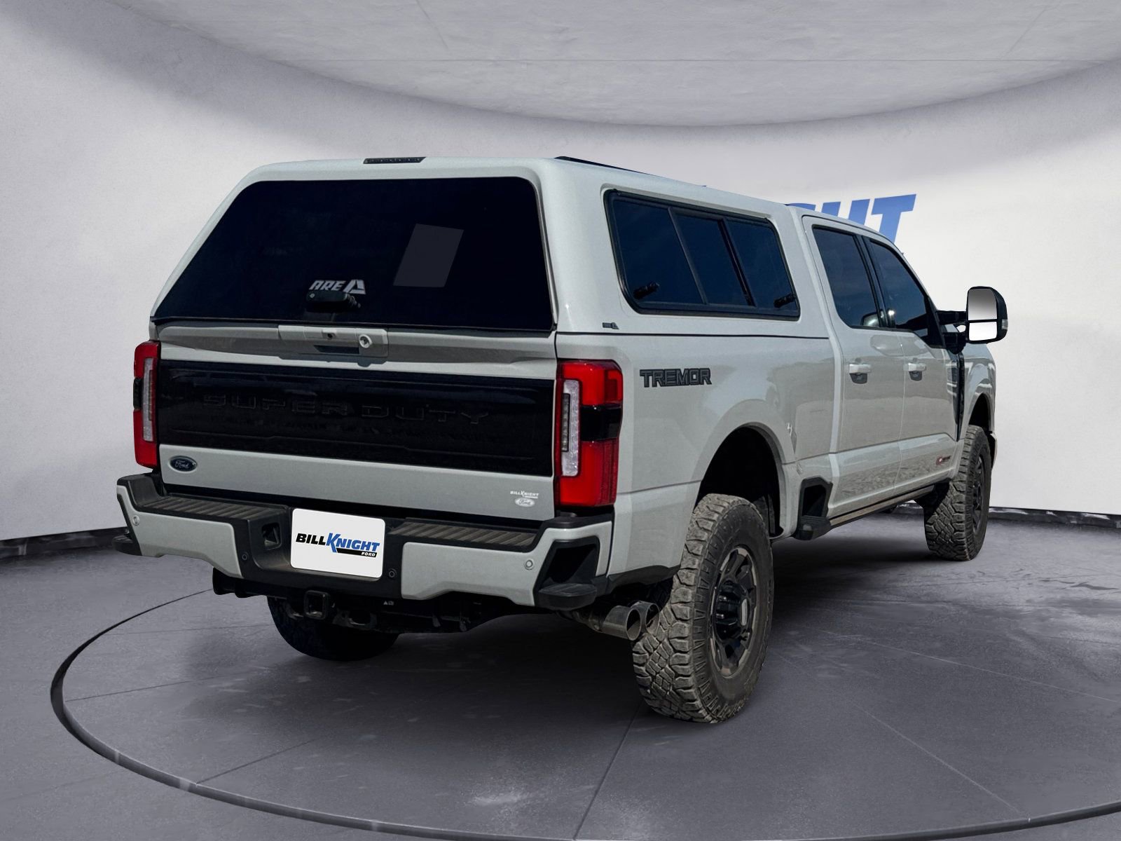 Used 2025 Ford F250 Platinum w/ Tremor Off-Road Package image 5