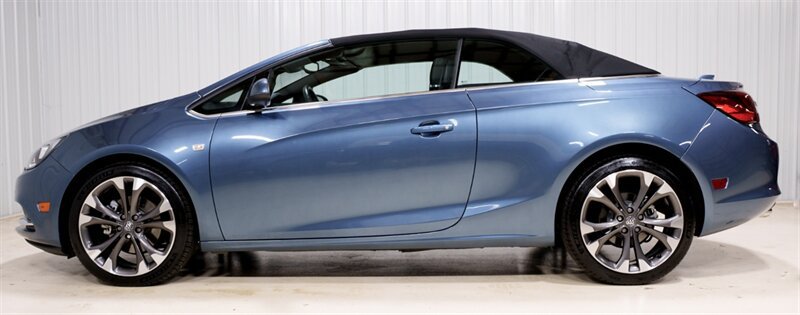Used 2017 Buick Cascada Premium FWD image 2