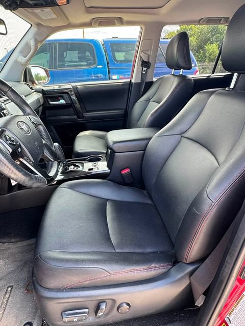 Used 2014 Toyota 4Runner Trail Premium w/ Convenience Package AWD/4WD image 8
