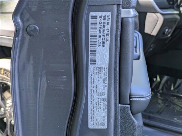 New 2026 Jeep Grand Cherokee Altitude image 21