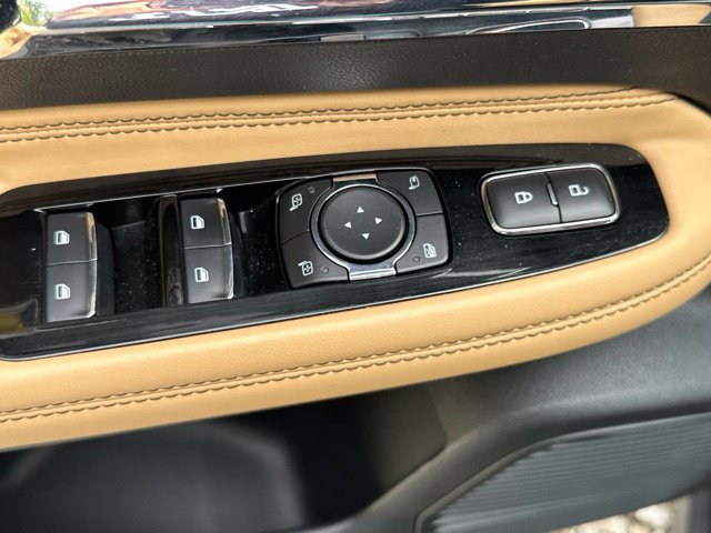 Used 2022 Lincoln Corsair Reserve w/ Equipment Group 201A AWD/4WD image 23