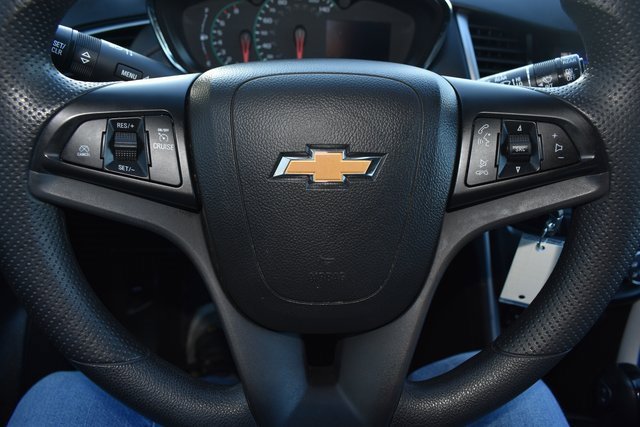 Used 2020 Chevrolet Trax LS w/ Tint and Cruise Package image 18