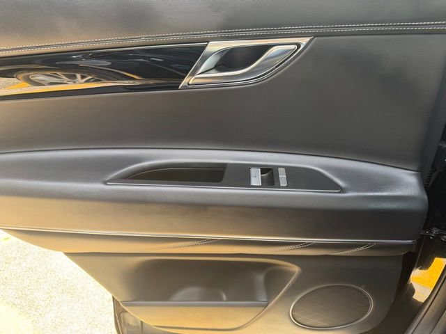 Used 2025 Genesis GV80 2.5T Standard image 19