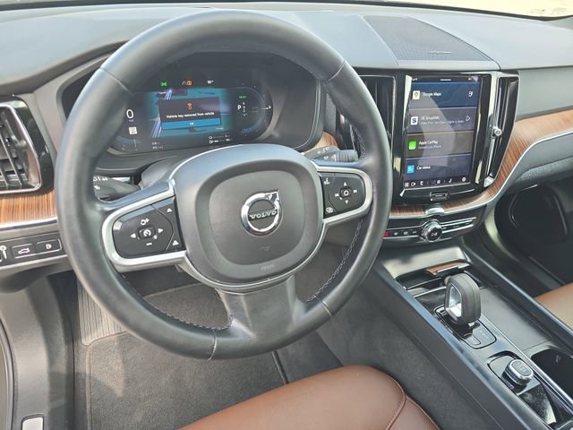 Used 2022 Volvo XC60 T8 Inscription Expression w/ Advanced Package image 16