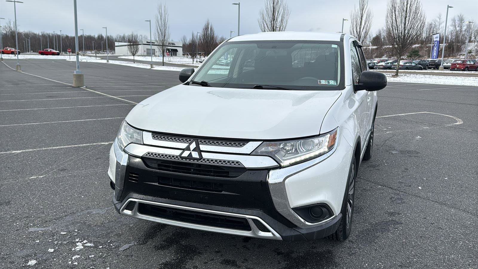 Used 2019 Mitsubishi Outlander ES image 15